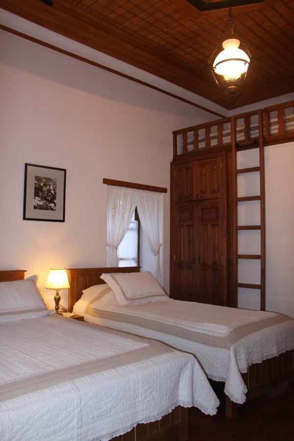 Old Bazaar 1790 Hotel Gjirokastër Екстериор снимка